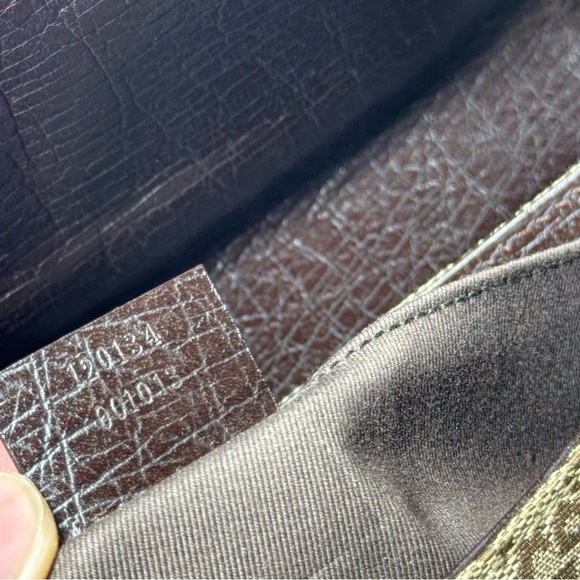 Gucci Tom Ford Vintage GG Canvas Horsebit Large Clutch With Chain in Brown - Picture 10 of 10